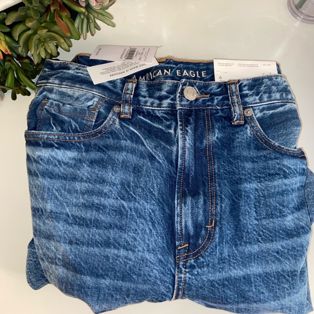 American Eagle Mom Jeans